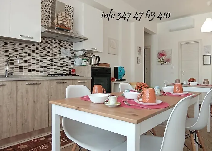 B & B Civico Sei Rooms