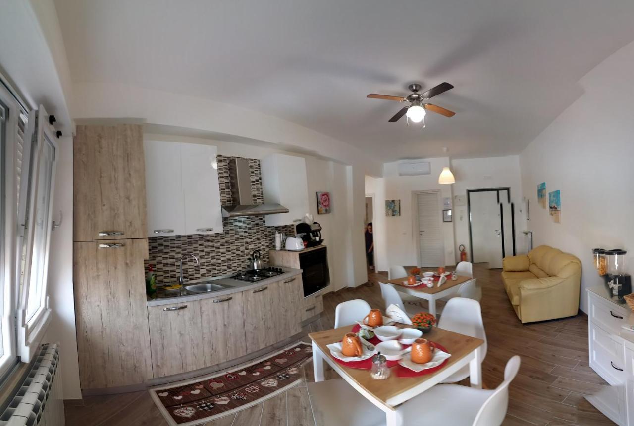 B & B Civico Sei Rooms Bed & Breakfast Salerno