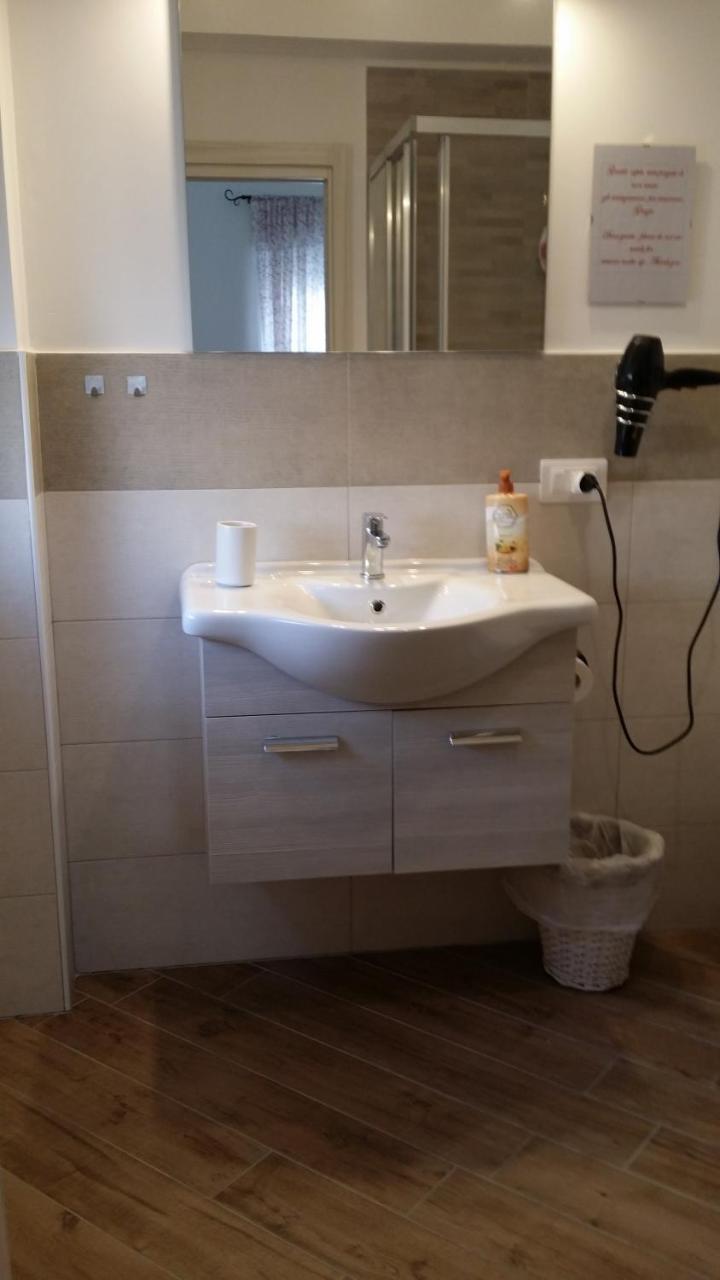 Bed & Breakfast B & B Civico Sei Rooms